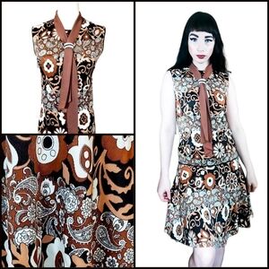 Vintage 1960s Flapper Drop Waist Psychedelic Paisley Sailor Dress